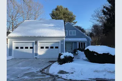 555 Straw Hill Road, Manchester, NH 03104 - Photo 1