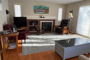 555 Straw Hill Rd, Manchester, NH 03104 - Photo 3