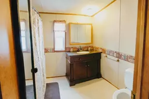 7 Dublin St, Gorham, NH 03581 - Photo 9