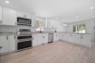 21 Acorn Ave, Auburn, NH 03032 - Photo 3