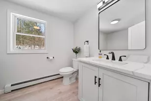 21 Acorn Ave, Auburn, NH 03032 - Photo 13