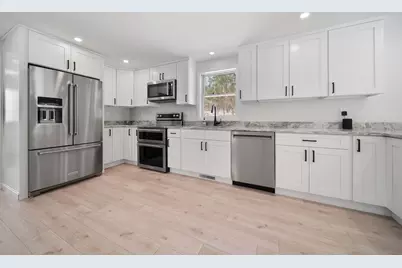 21 Acorn Avenue, Auburn, NH 03032 - Photo 5