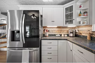 32 Main Street, Kingston, NH 03848 - Photo 9