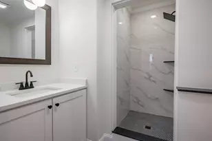 10 Woodfield St, Nashua, NH 03062 - Photo 11