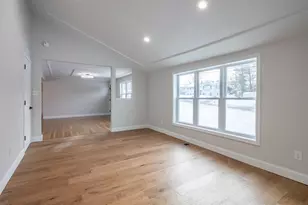 10 Woodfield St, Nashua, NH 03062 - Photo 5