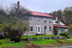 130 Sunapee St, Newport, NH 03773 - Photo 1