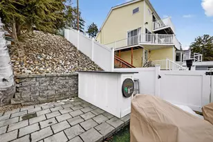 195 East Side Dr, Alton, NH 03809 - Photo 7