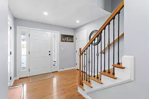 55 Forestedge Wy, Manchester, NH 03102 - Photo 3