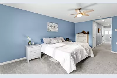 55 Forestedge Way, Manchester, NH 03102 - Photo 17