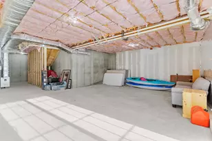 55 Forestedge Wy, Manchester, NH 03102 - Photo 25