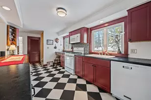 32 Mt Surprise Rd, Bartlett, NH 03812 - Photo 17