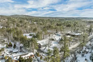 1102 Mammoth Rd, Pelham, NH 03076 - Photo 9