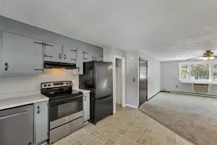 1102 Mammoth Rd, Pelham, NH 03076 - Photo 13