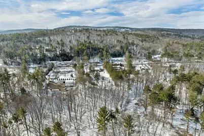 1102 Mammoth Road #A &amp; B, Pelham, NH 03076 - Photo 11