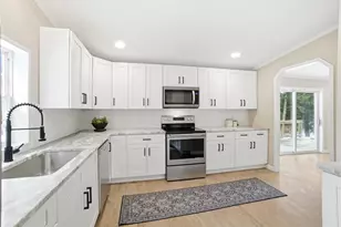 117 Logan Dr, Laconia, NH 03246 - Photo 9