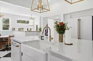 2159 Elm St, Manchester, NH 03104 - Photo 15