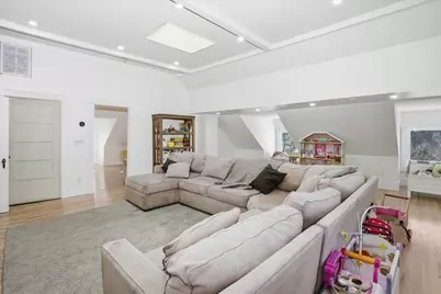 2159 Elm Street, Manchester, NH 03104 - Photo 43