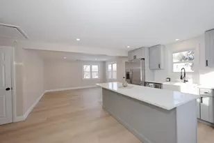 6 Mountain View St, Nashua, NH 03060 - Photo 9