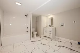 6 Mountain View St, Nashua, NH 03060 - Photo 3