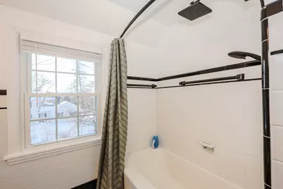 288 Oak Street, Manchester, NH 03104 - Photo 21