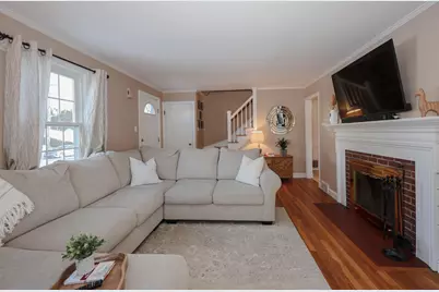 288 Oak Street, Manchester, NH 03104 - Photo 7