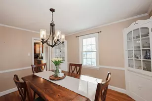 288 Oak St, Manchester, NH 03104 - Photo 11