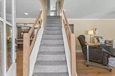 281 Red Oak Drive, Colchester, VT 05446 - Photo 9
