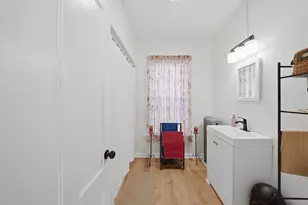 253 Walnut St, Manchester, NH 03104 - Photo 35