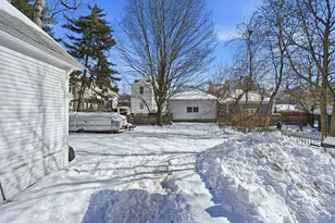 253 Walnut St, Manchester, NH 03104 - Photo 43