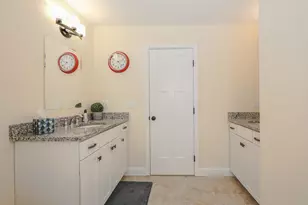 11 Rockingham Rd, Auburn, NH 03032 - Photo 35