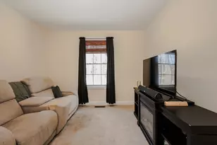 11 Rockingham Rd, Auburn, NH 03032 - Photo 25