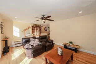 11 Rockingham Rd, Auburn, NH 03032 - Photo 17