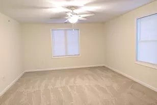 264 Woodview Way, Manchester, NH 03102 - Photo 15