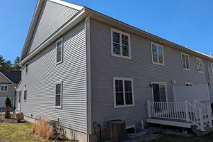 264 Woodview Way, Manchester, NH 03102 - Photo 3