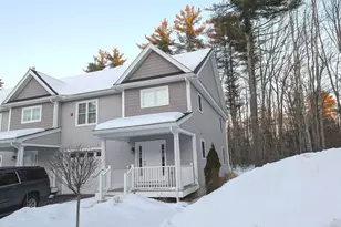 264 Woodview Way, Manchester, NH 03102 - Photo 1