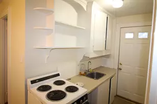 174 Concord St, Manchester, NH 03103 - Photo 3