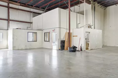 321 Commerce Way, Pembroke, NH 03275 - Photo 35