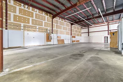 321 Commerce Way, Pembroke, NH 03275 - Photo 15