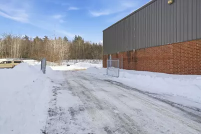 321 Commerce Way, Pembroke, NH 03275 - Photo 49