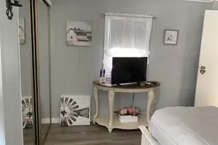 167 Staples St, Seabrook, NH 03874 - Photo 9