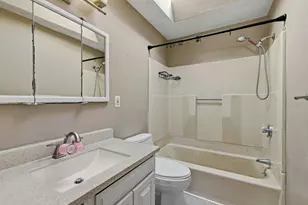 26 Coakley Rd, Portsmouth, NH 03801 - Photo 17