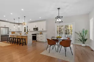 13 Blaisdell Ct, Raymond, NH 03077 - Photo 9