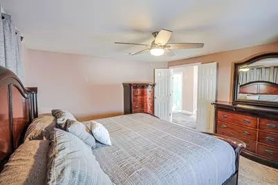 4 Farmer Street, Manchester, NH 03104 - Photo 29