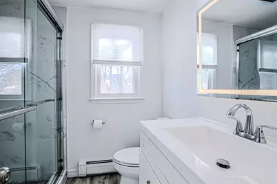 4 Farmer Street, Manchester, NH 03104 - Photo 37