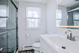 4 Farmer St, Manchester, NH 03104 - Photo 37