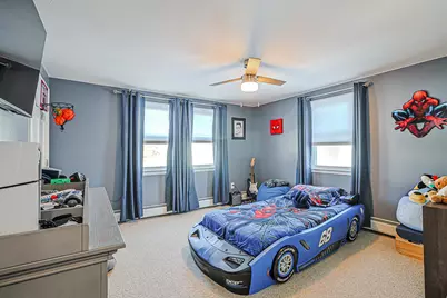 4 Farmer Street, Manchester, NH 03104 - Photo 31