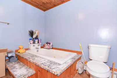 8 Lindy Avenue, Claremont, NH 03743 - Photo 11
