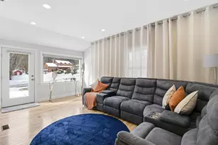 6 Wilshire Ln, Pelham, NH 03076 - Photo 11