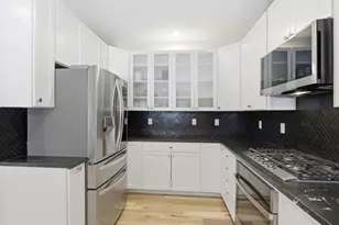 4 Wilshire Ln, Pelham, NH 03076 - Photo 3