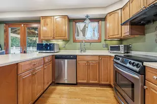 11 Broadview Dr, Litchfield, NH 03052 - Photo 11